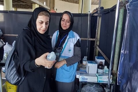 بسیج امکانات بهداشتی در غرب تهران برای خدمت‌رسانی به شرکت کنندگان در آیین وداع با رهبر شهید انقلاب